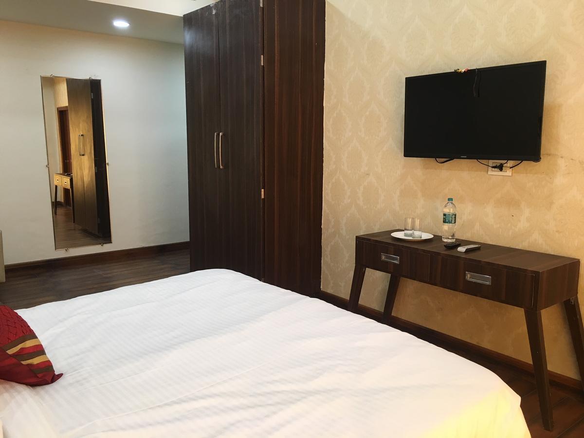 Hotel Anand Renaissance Firozpur Exterior foto